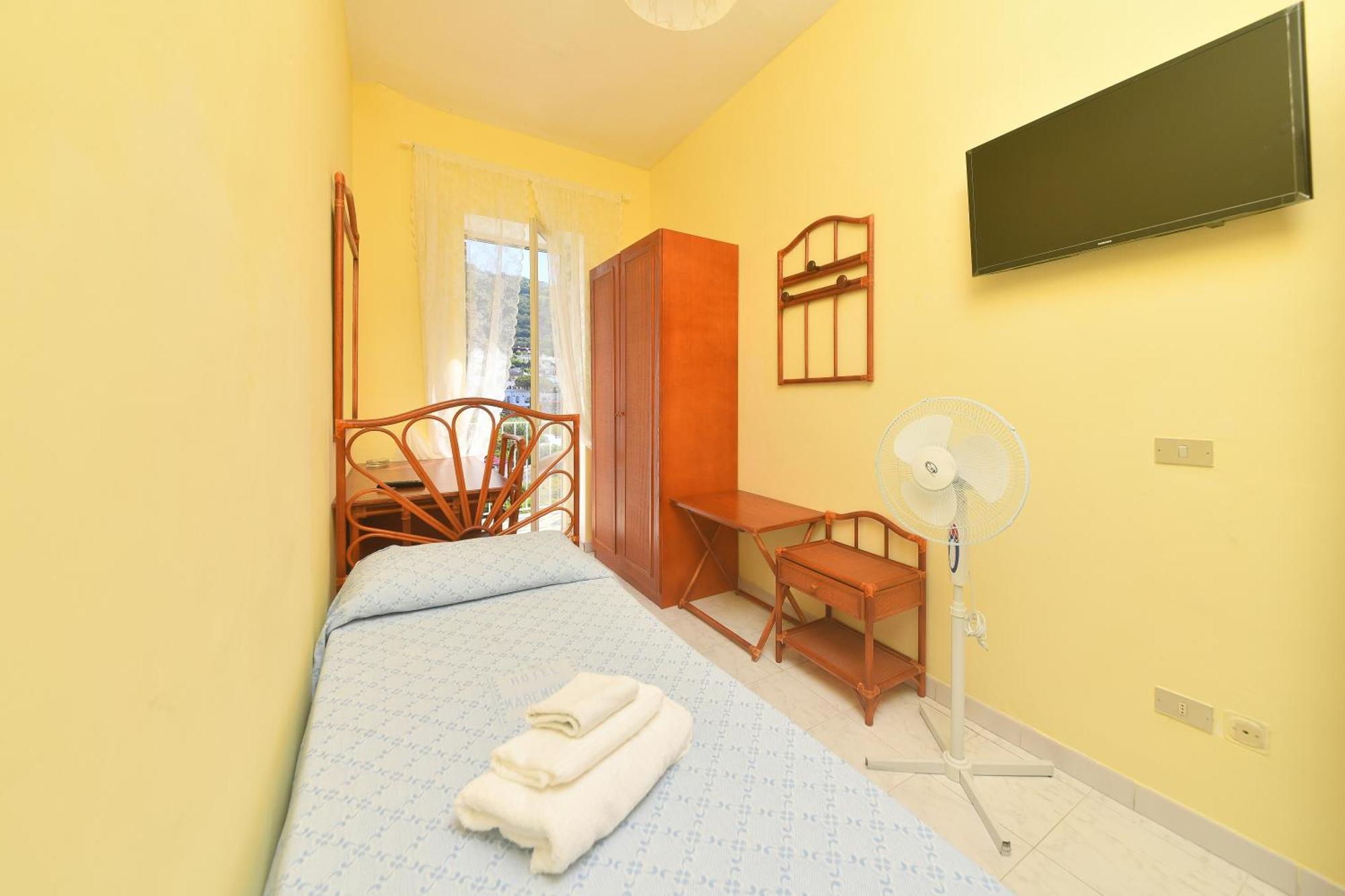 Hotel Maremonti Forio  Ruang foto